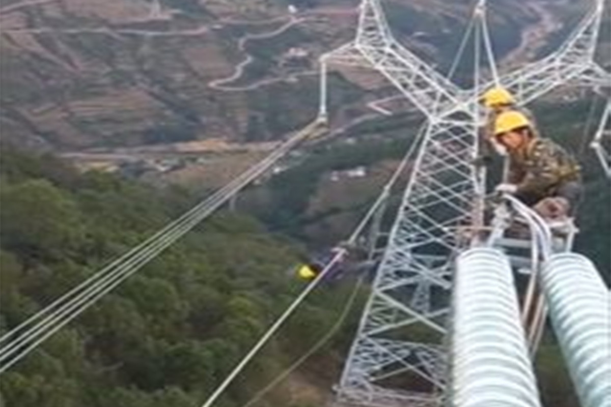 Fabricantes de torres de energia lembram