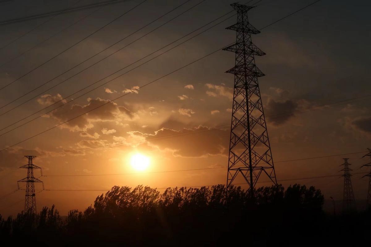 A distância de segurança da Torre de Transmissão Elétrica